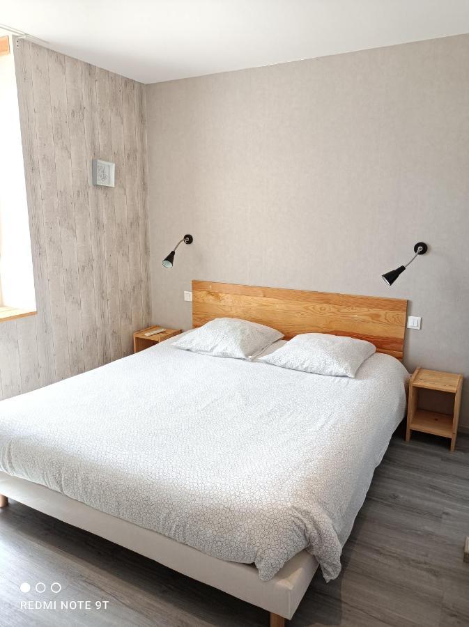 Monts Et Reves Panzió Ramonchamp Kültér fotó
